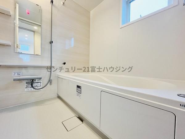 茅ヶ崎市東海岸南６丁目の新築一戸建