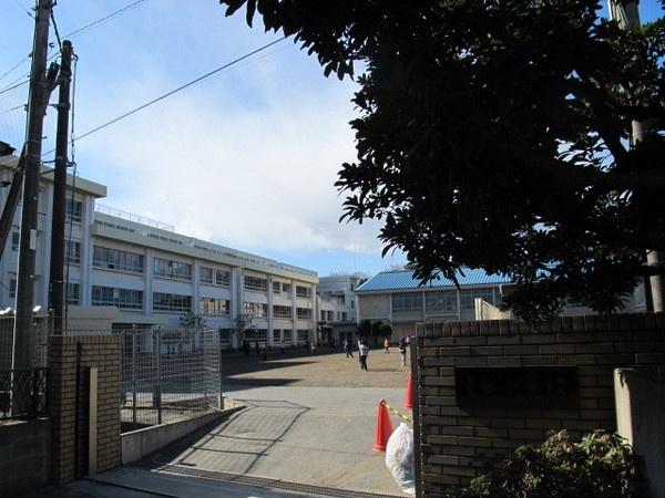 茅ヶ崎市高田4丁目の中古一戸建て(室田小学校)