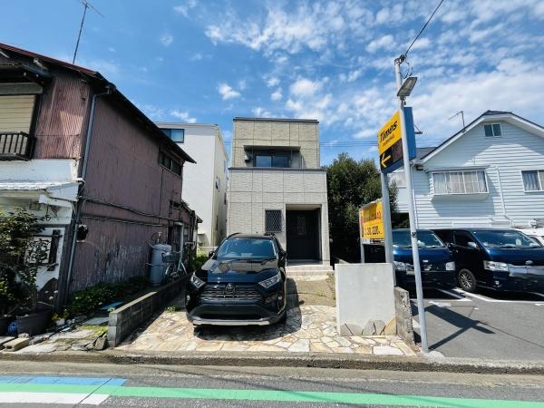 茅ヶ崎市中海岸４丁目の中古一戸建て