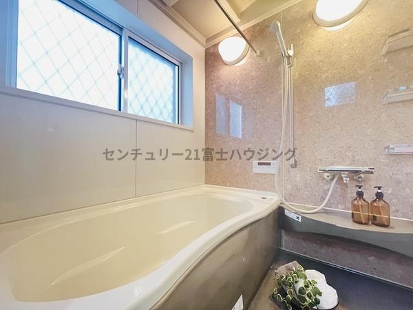 茅ヶ崎市東海岸南３丁目の中古一戸建て