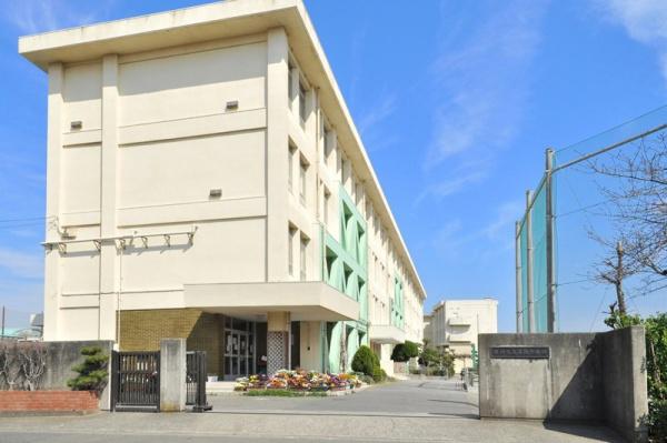藤沢市辻堂３丁目の新築一戸建(藤沢市立高浜中学校)