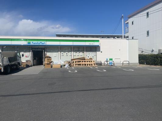 平塚市虹ケ浜の新築一戸建(ファミリーマート平塚虹ヶ浜店)