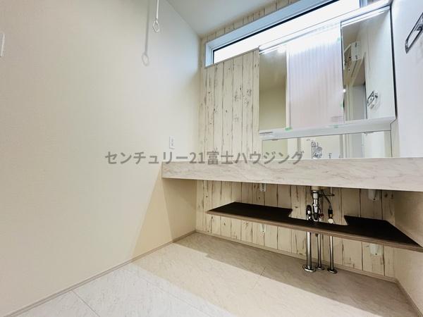 平塚市虹ケ浜の新築一戸建