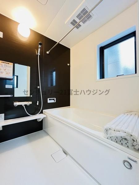 平塚市桃浜町の新築一戸建