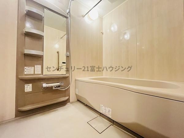 ビッグヴァングランヴァーグ茅ヶ崎