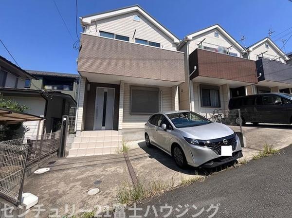 茅ヶ崎市本村３丁目の中古一戸建て