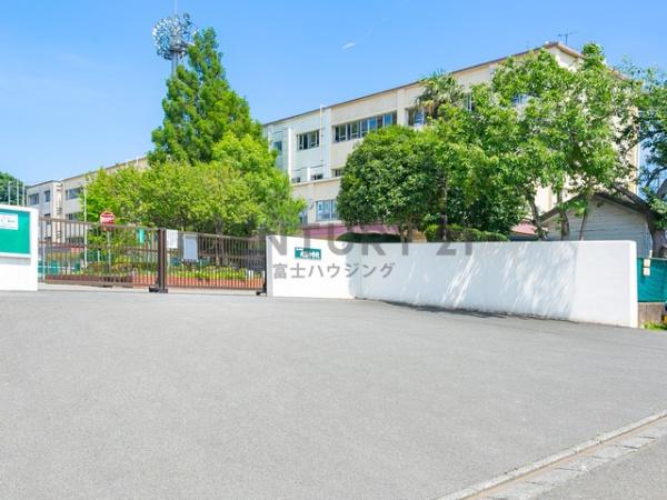 茅ヶ崎市香川2丁目の新築一戸建(茅ヶ崎市立北陽中学校)