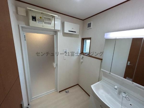 茅ヶ崎市香川６丁目の中古一戸建て
