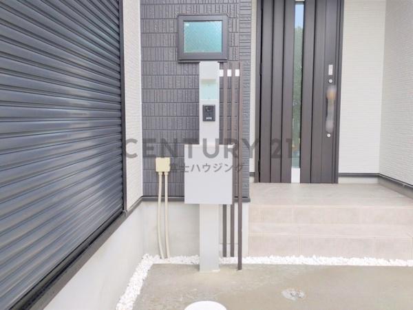 茅ヶ崎市高田１丁目の新築一戸建