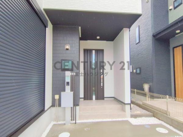 茅ヶ崎市高田１丁目の新築一戸建