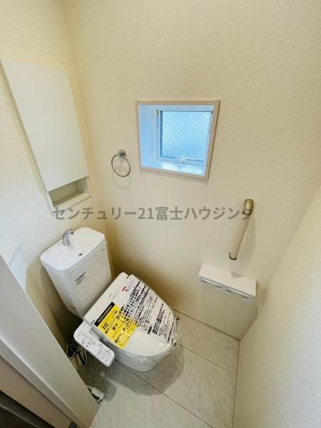 茅ヶ崎市高田１丁目　新築戸建　2号棟　全3棟