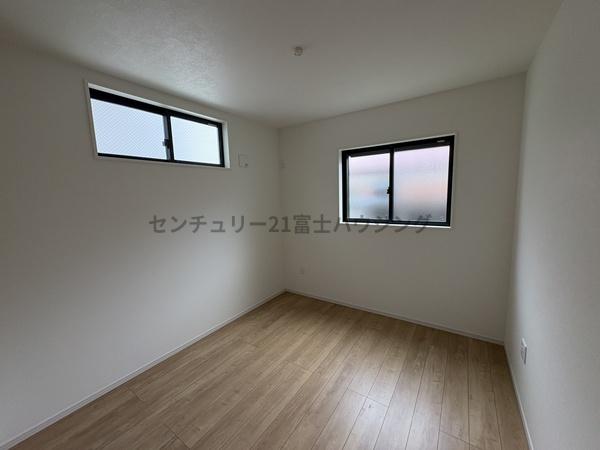 茅ヶ崎市ひばりが丘の新築一戸建