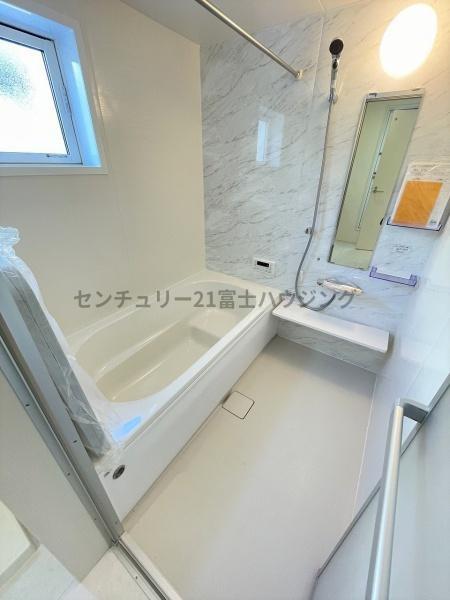 茅ヶ崎市小和田１丁目の新築一戸建