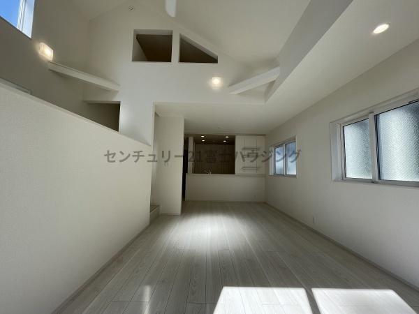 茅ヶ崎市小和田１丁目の新築一戸建