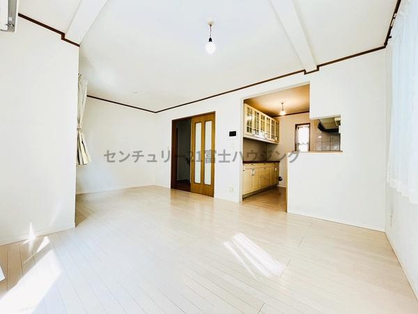 藤沢市鵠沼東の中古一戸建