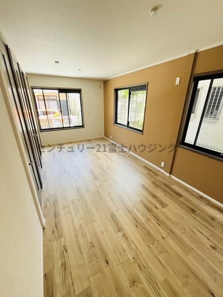 茅ヶ崎市室田２丁目の中古一戸建て
