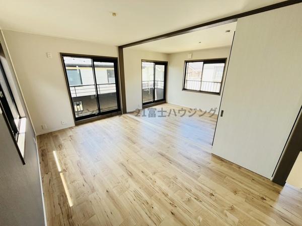 茅ヶ崎市室田２丁目の中古一戸建