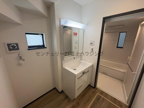 茅ヶ崎市円蔵2丁目　新築3号棟　全4棟