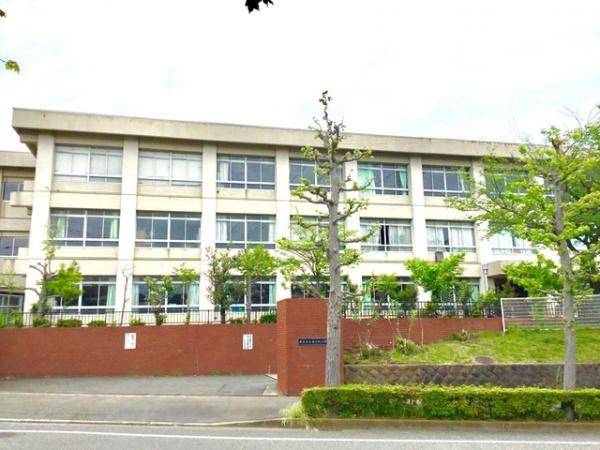 茅ヶ崎市堤の新築一戸建(藤沢市立滝の沢小学校)
