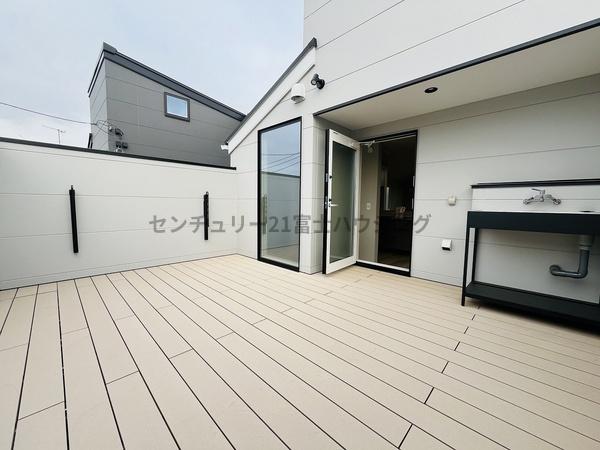 藤沢市辻堂３丁目の新築一戸建