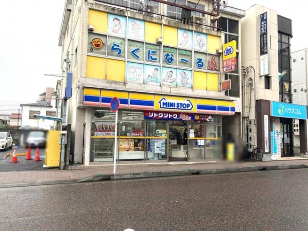 パークリッジ湘南茅ヶ崎(ミニストップ茅ヶ崎駅前店)