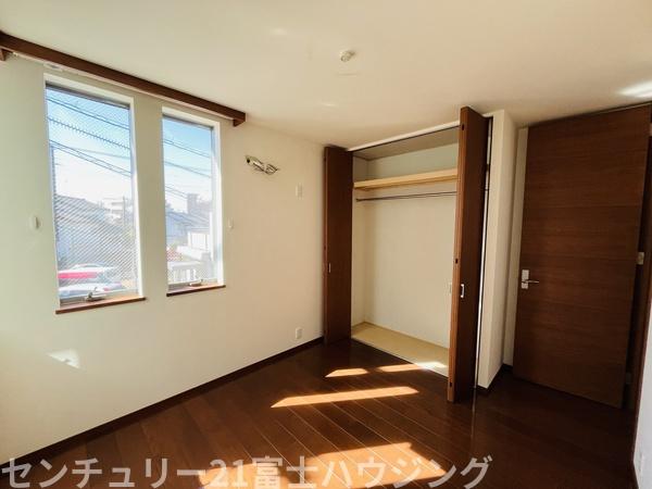 茅ヶ崎市松林１丁目の中古一戸建て