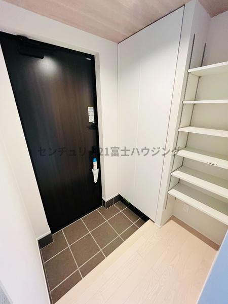 茅ヶ崎市本宿町　新築分譲住宅　B棟