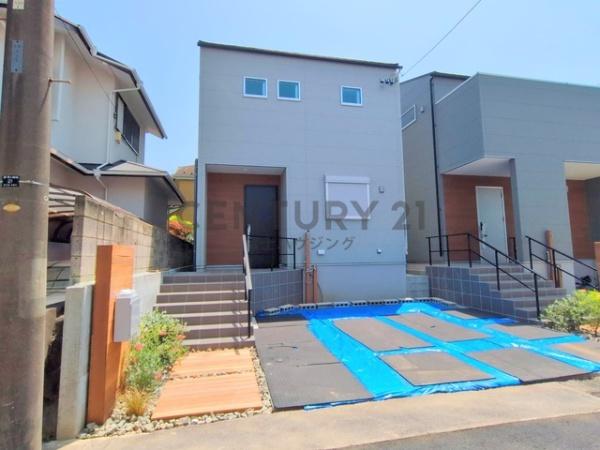 茅ヶ崎市美住町　新築分譲住宅　1号棟　全4棟