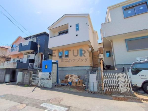茅ヶ崎市小和田１丁目の新築一戸建