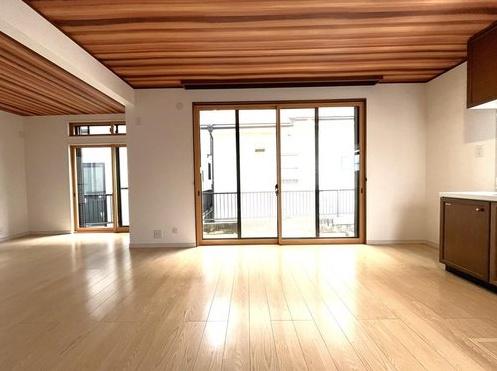 茅ヶ崎市中海岸2丁目　中古戸建