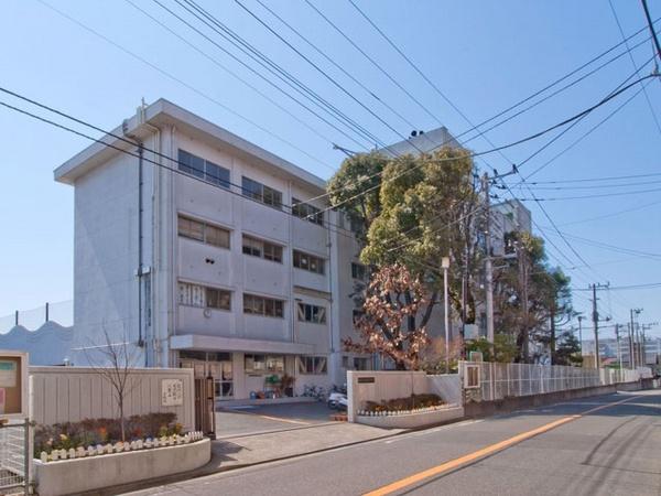 プレミスト湘南辻堂フォレストフェイス(藤沢市立明治中学校)