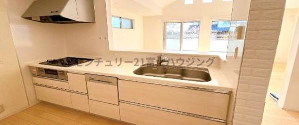 茅ヶ崎市室田１丁目の中古一戸建