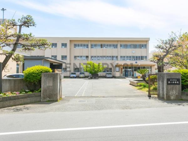 茅ヶ崎市東海岸北4丁目の土地(茅ヶ崎市立第一中学校)