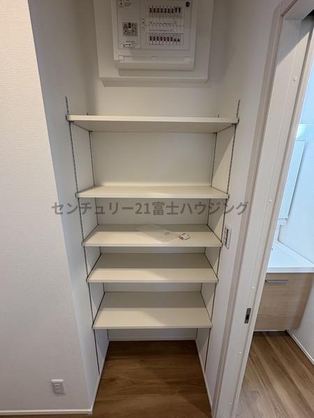 茅ヶ崎市香川４丁目の新築一戸建