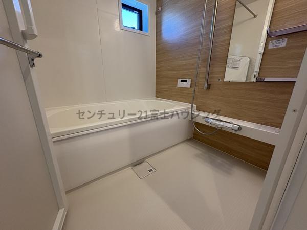 茅ヶ崎市香川４丁目の新築一戸建