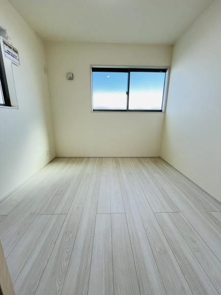 茅ヶ崎市高田１丁目の新築一戸建