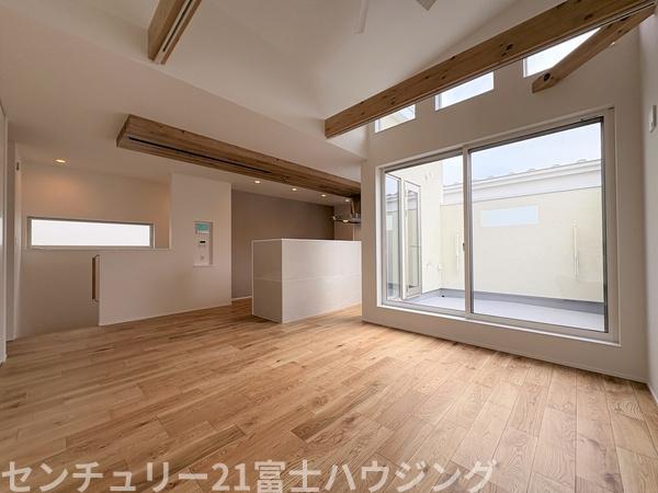 茅ヶ崎市松風台Ⅲ　新築分譲住宅　A棟　全2棟