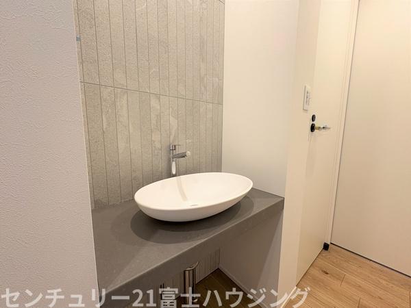 茅ヶ崎市松風台Ⅲ　新築分譲住宅　B棟　全2棟