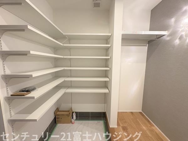 茅ヶ崎市松風台Ⅲ　新築分譲住宅　B棟　全2棟
