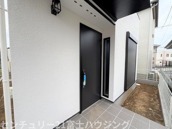 茅ヶ崎市松風台Ⅲ　新築分譲住宅　B棟　全2棟