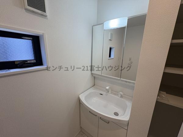 茅ヶ崎市赤羽根の新築一戸建