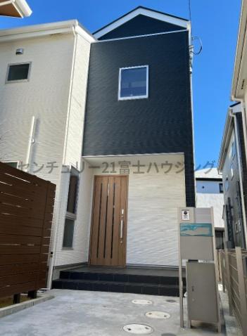 茅ヶ崎市松浪1丁目　未入居戸建　B号棟　全3棟