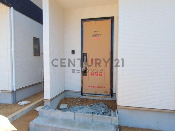 茅ヶ崎市柳島１丁目の新築一戸建