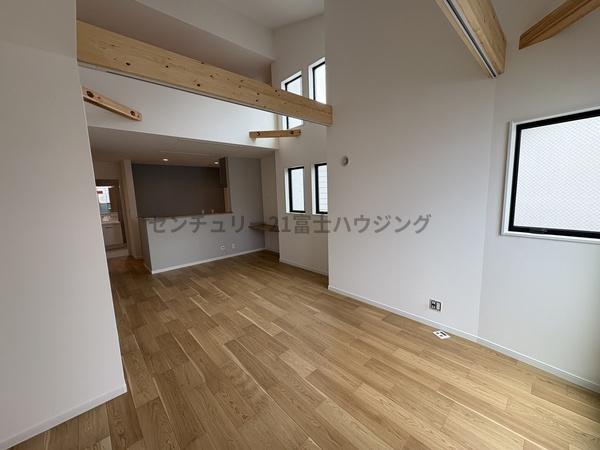 茅ヶ崎市共恵１丁目の新築一戸建