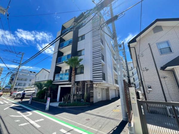 セルアージュ湘南ブリテラス