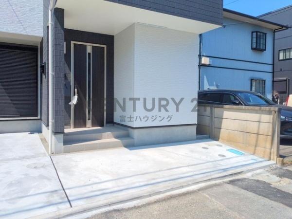 茅ヶ崎市柳島2丁目889番　新築戸建　全1棟