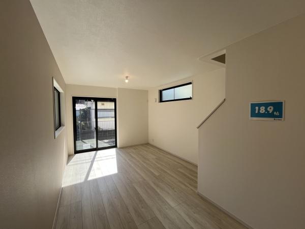 茅ヶ崎市小和田３丁目の新築一戸建