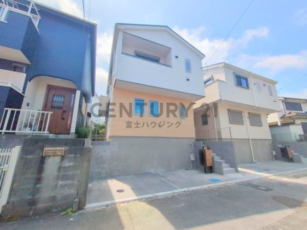 茅ヶ崎市小和田１丁目の新築一戸建