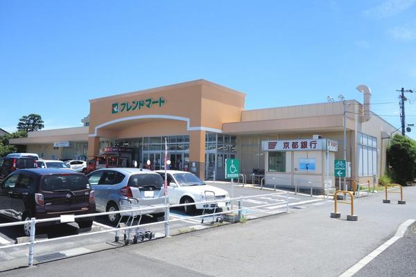 近江八幡市鷹飼町の土地(フレンドマート八幡上田店)