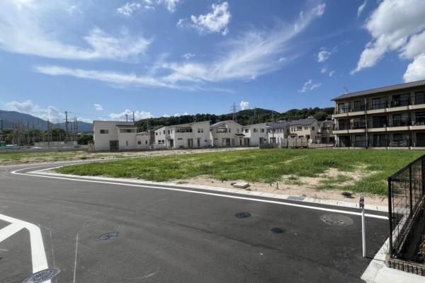 大津市石山寺４丁目の土地